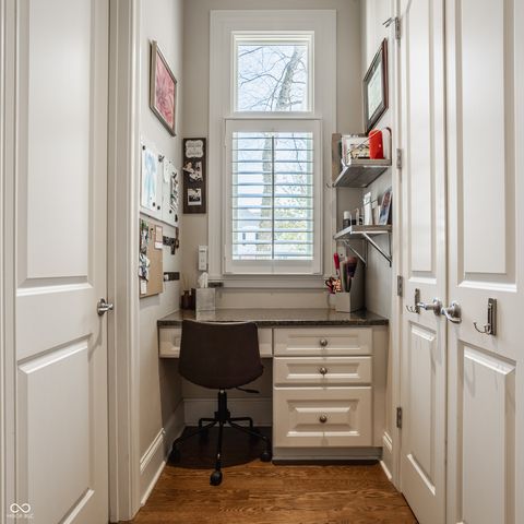 2437 Londonberry Boulevard, Carmel, IN 46032