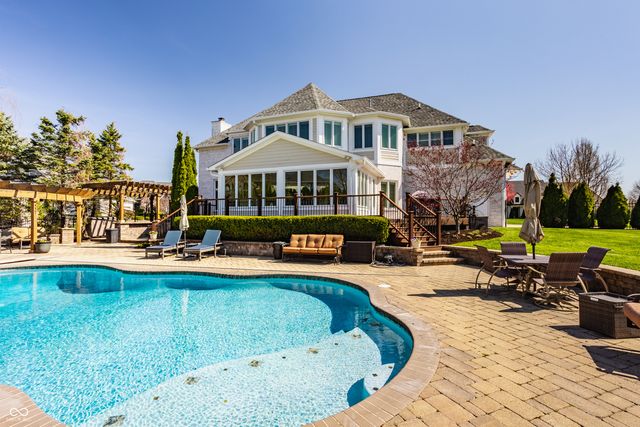 2437 Londonberry Boulevard, Carmel, IN 46032
