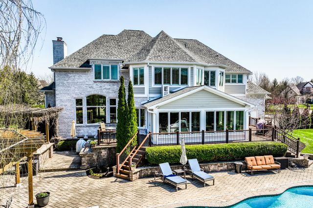 2437 Londonberry Boulevard, Carmel, IN 46032