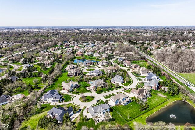2437 Londonberry Boulevard, Carmel, IN 46032