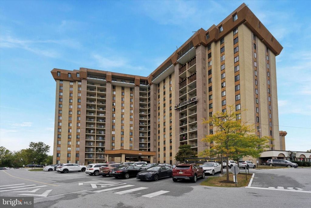 11118 VALLEY FORGE CIR #1118, King Of Prussia, PA 19406