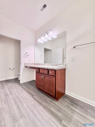 128 Lincoln Gray Circle, New Market, AL 35761