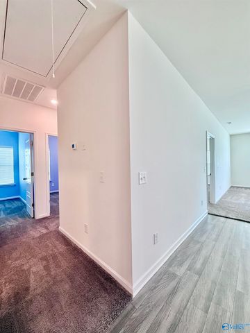128 Lincoln Gray Circle, New Market, AL 35761