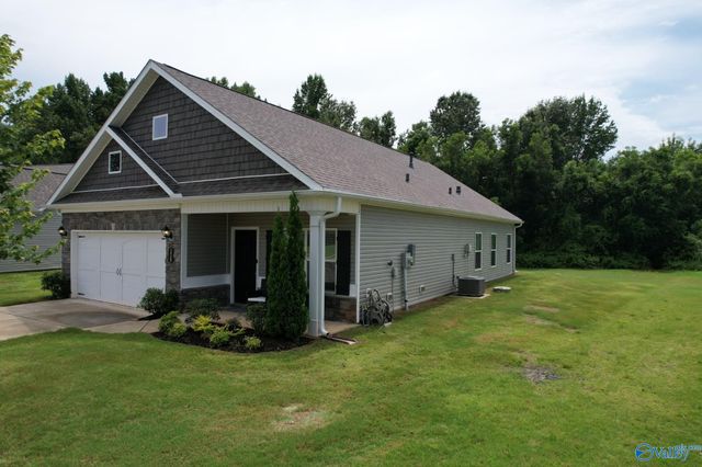 128 Lincoln Gray Circle, New Market, AL 35761