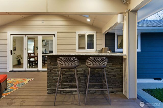 15304 Larch Way, Lynnwood, WA 98087