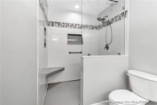 712 Amberleaf Drive, Lumberton, NC 28358