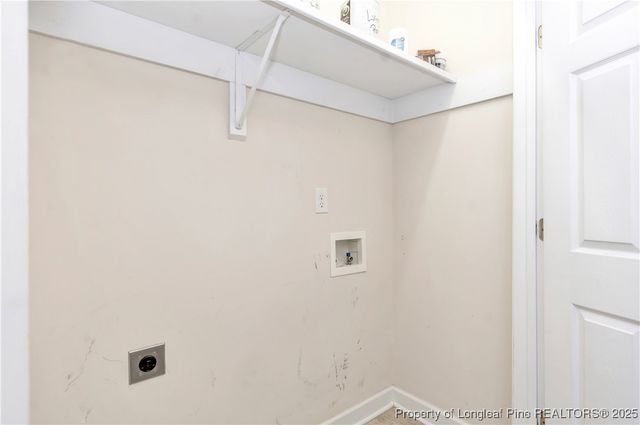 712 Amberleaf Drive, Lumberton, NC 28358