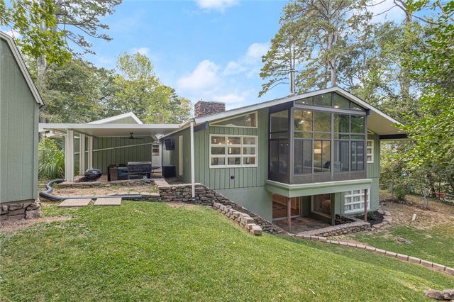 8 Grisham Drive, Bella Vista, AR 72715