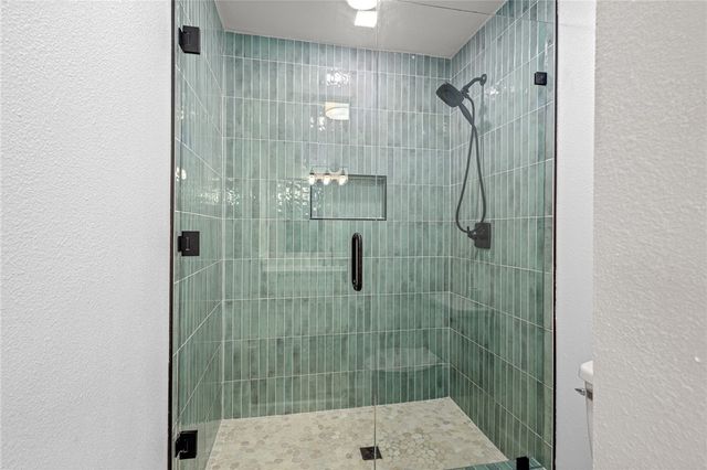 8 Grisham Drive, Bella Vista, AR 72715