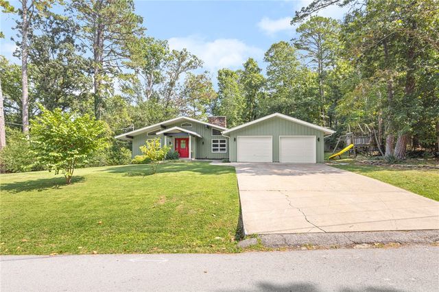 8 Grisham Drive, Bella Vista, AR 72715