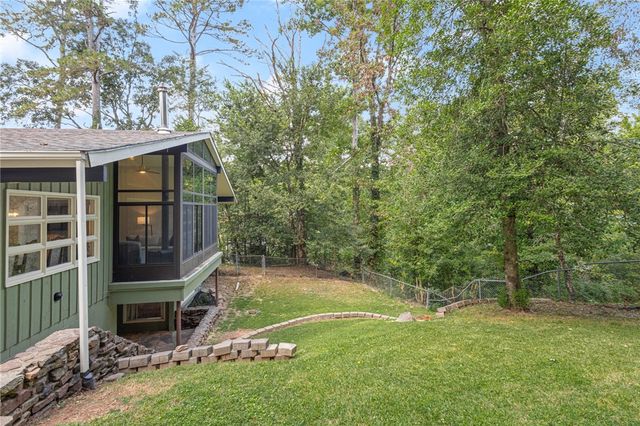 8 Grisham Drive, Bella Vista, AR 72715