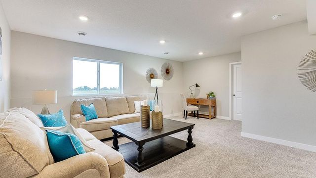 6684 209th Street W, Farmington, MN 55024