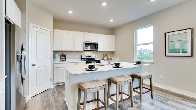 6684 209th Street W, Farmington, MN 55024