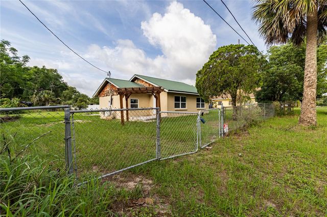 7020 SCOTT AVENUE, Mount Dora, FL 32757