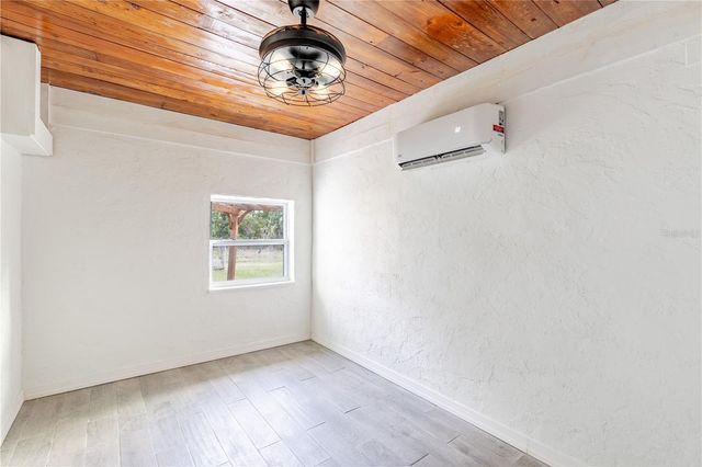 7020 SCOTT AVENUE, Mount Dora, FL 32757