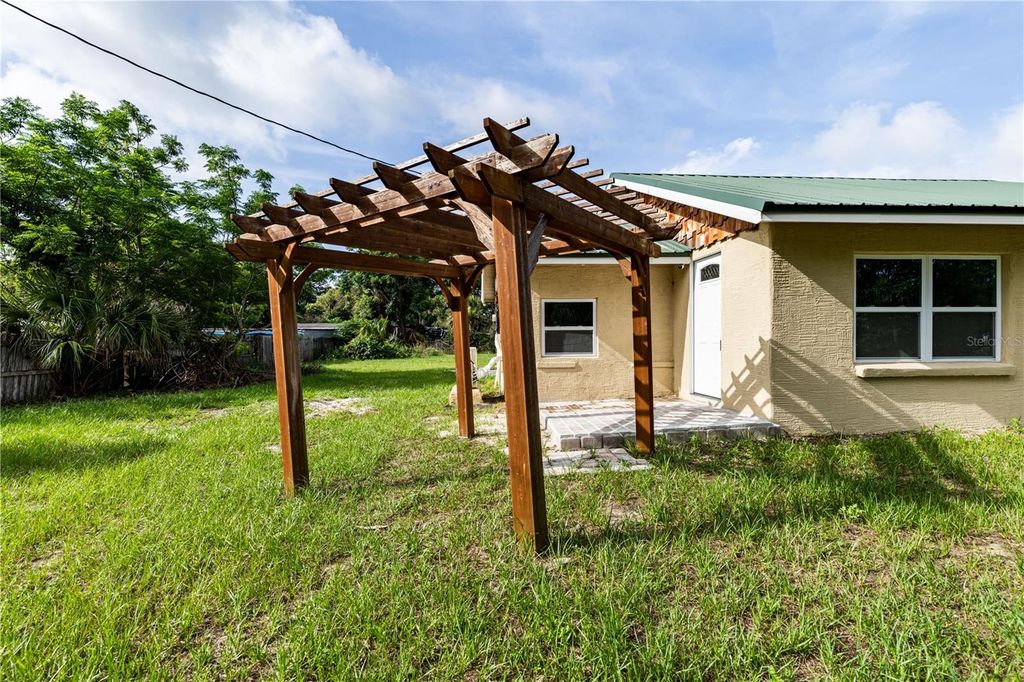 7020 SCOTT AVENUE, Mount Dora, FL 32757