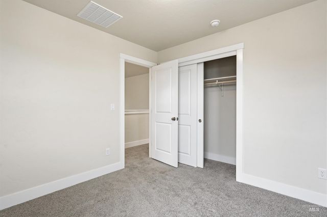 5565 W Lost Rapids St, Meridian, ID 83646