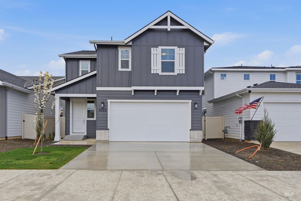5565 W Lost Rapids St, Meridian, ID 83646