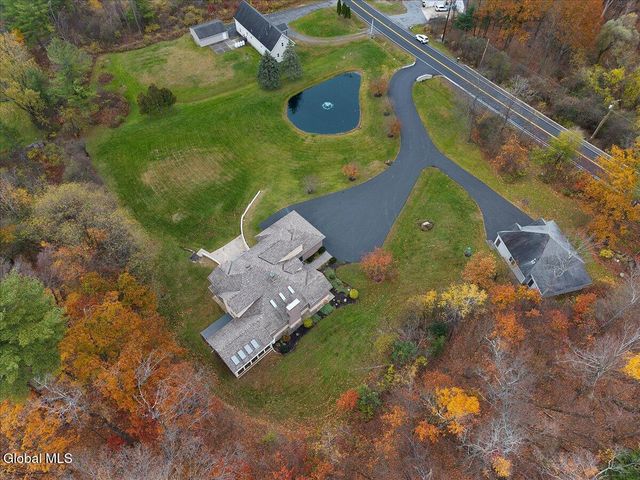 1306 Putnam Road, Rotterdam, NY 12306