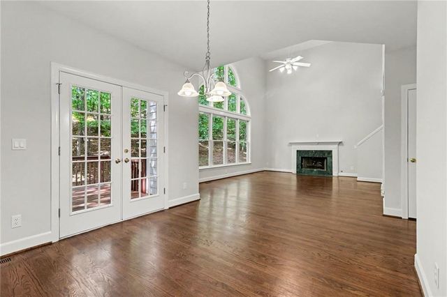3914 Noblin Creek Drive, Duluth, GA 30097