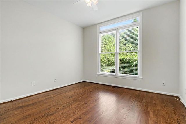 3914 Noblin Creek Drive, Duluth, GA 30097