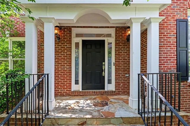 3914 Noblin Creek Drive, Duluth, GA 30097