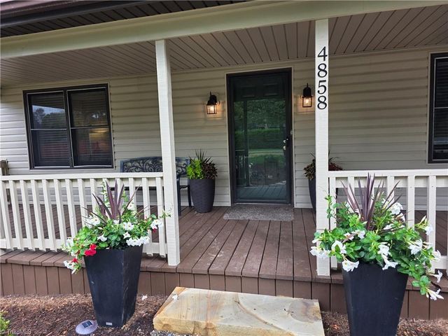 4858 Fleetwood Circle, Winston-salem, NC 27106