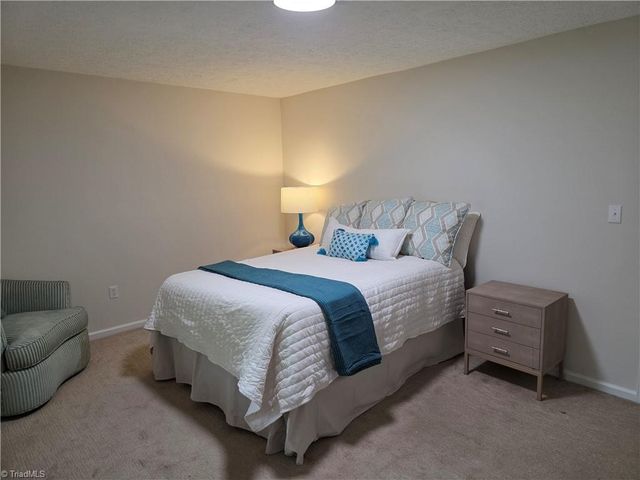 4858 Fleetwood Circle, Winston-salem, NC 27106