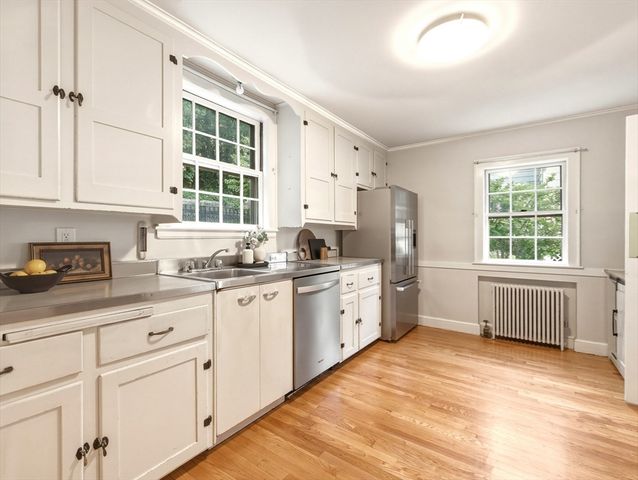 10 Radcliffe, Belmont, MA 02478