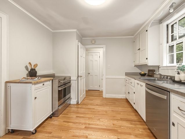 10 Radcliffe, Belmont, MA 02478