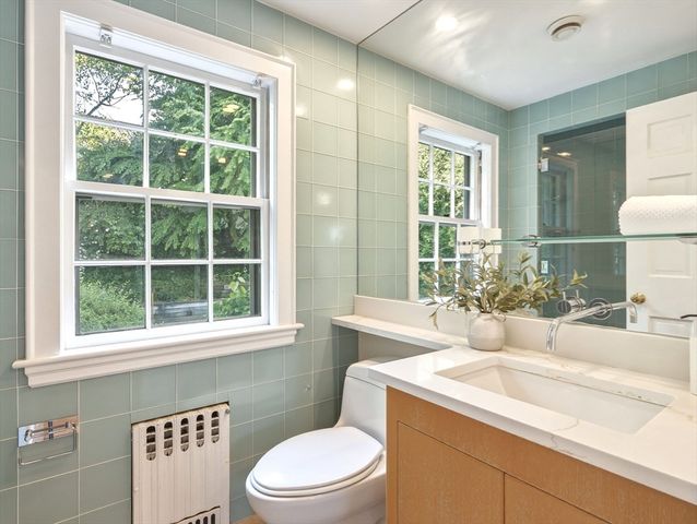 10 Radcliffe, Belmont, MA 02478