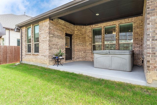 3648 Walnut Ridge Drive, Grand Prairie, TX 76065