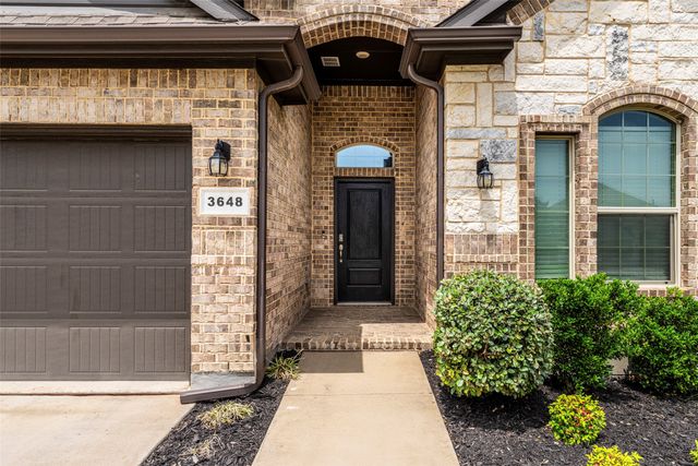 3648 Walnut Ridge Drive, Grand Prairie, TX 76065
