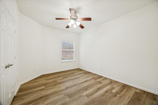 1523 Orchard Park Drive, Houston, TX 77077