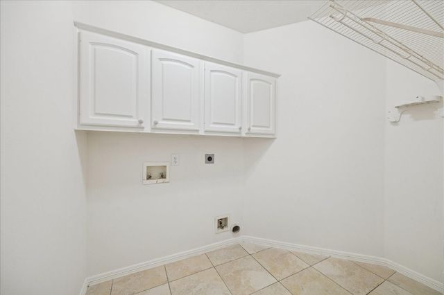 1523 Orchard Park Drive, Houston, TX 77077