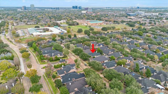 1523 Orchard Park Drive, Houston, TX 77077