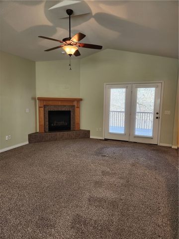 4 Upwell Lane, Bella Vista, AR 72714