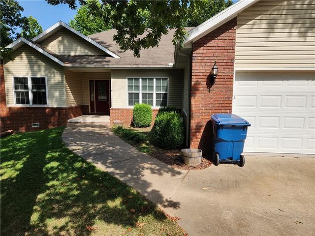 4 Upwell Lane, Bella Vista, AR 72714