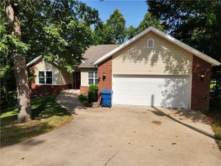 4 Upwell Lane, Bella Vista, AR 72714