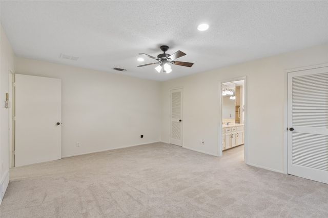 2022 Winter Sunday Way, Arlington, TX 76012
