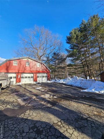 21 Philcox Road, Middletown, NY 10940