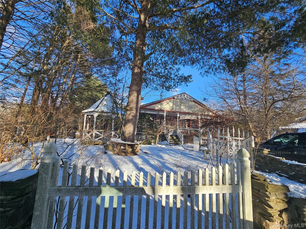 21 Philcox Road, Middletown, NY 10940