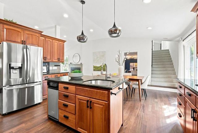 21 Russell Court, Walnut Creek, CA 94598