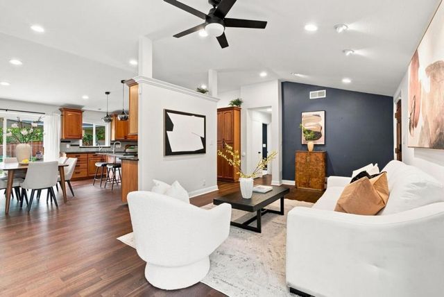 21 Russell Court, Walnut Creek, CA 94598