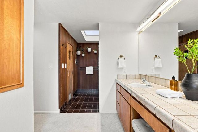 21 Russell Court, Walnut Creek, CA 94598