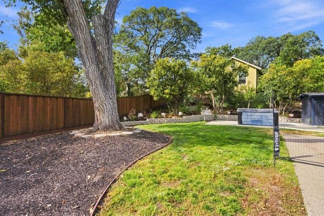 21 Russell Court, Walnut Creek, CA 94598