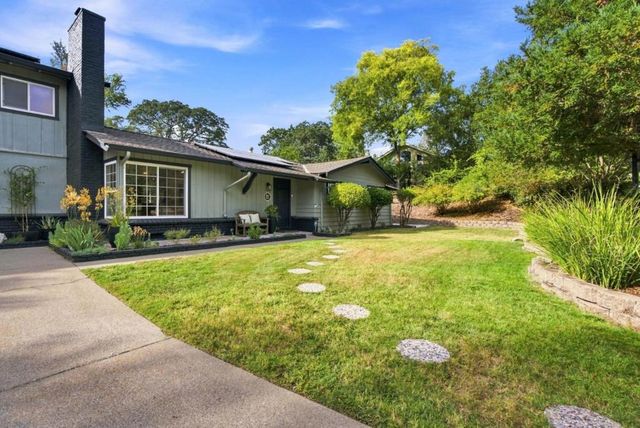 21 Russell Court, Walnut Creek, CA 94598