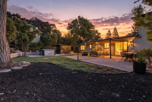 21 Russell Court, Walnut Creek, CA 94598