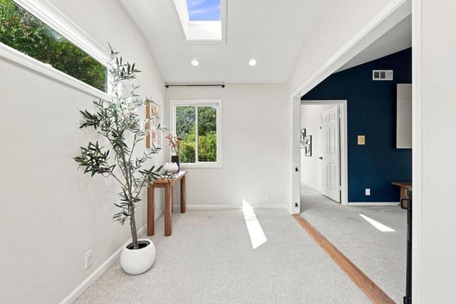 21 Russell Court, Walnut Creek, CA 94598