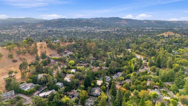 21 Russell Court, Walnut Creek, CA 94598